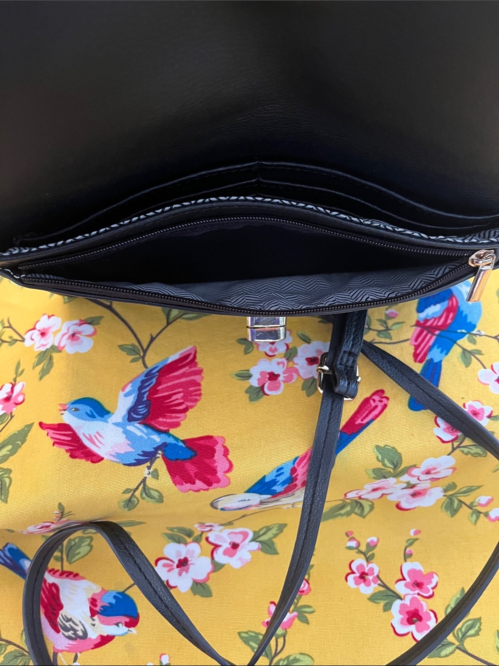 JustFab Black Crossbody Wallet with Gold Turn-Lock - Picture 6 of 6